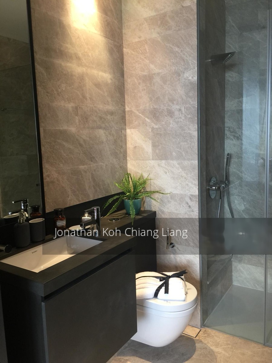 OUE Twin Peaks (D9), Condominium #222838011